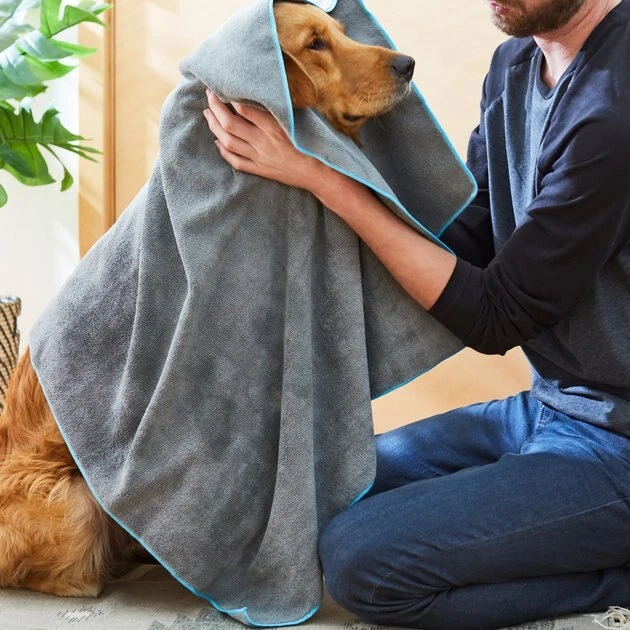 Frisco Microfiber Dog & Cat Bath Towel, Gray, 44-inch, 1 count Frisco Microfiber Dog & Cat Bath Towel, Gray, 44-inch -Frisco Sales 2024 206905 PT8. SY630 V1600916165