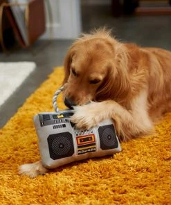 Frisco Retro Boombox Plush with Rope Squeaky Dog Toy 7 Frisco Retro Boombox Plush with Rope Squeaky Dog Toy -Frisco Sales 2024 230288 PT3. SY630 V1602639749
